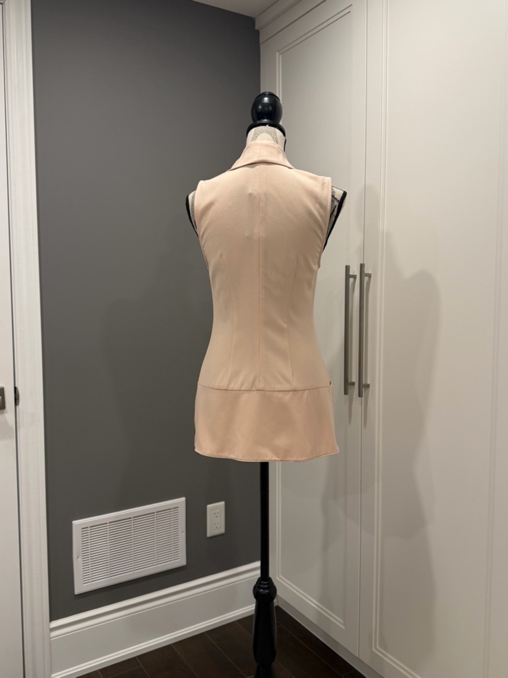 Dynamite Sleeveless Blazer Vest - Light Blush - Picture 5 of 12